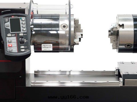 INSRTON MT系(xì)列中等载(zài)荷扭轉(zhuǎn)試验(yàn)機(jī)